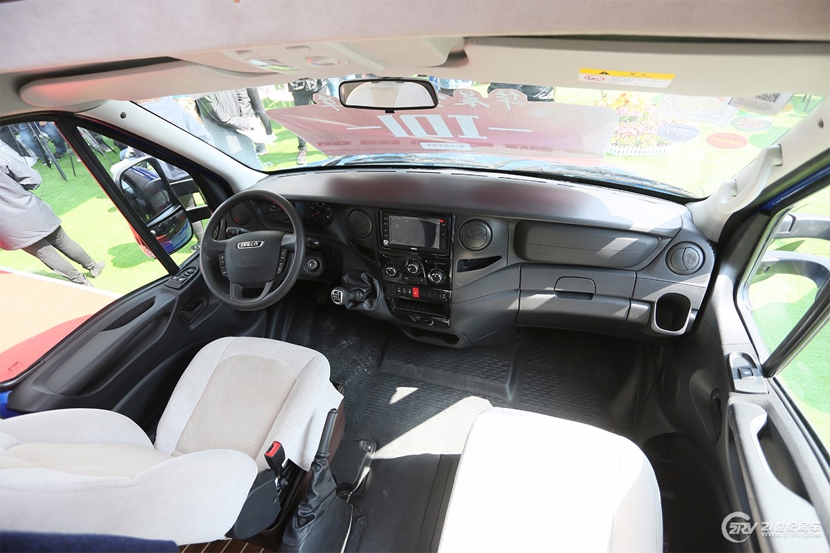 2E1A7161܌-1.jpg