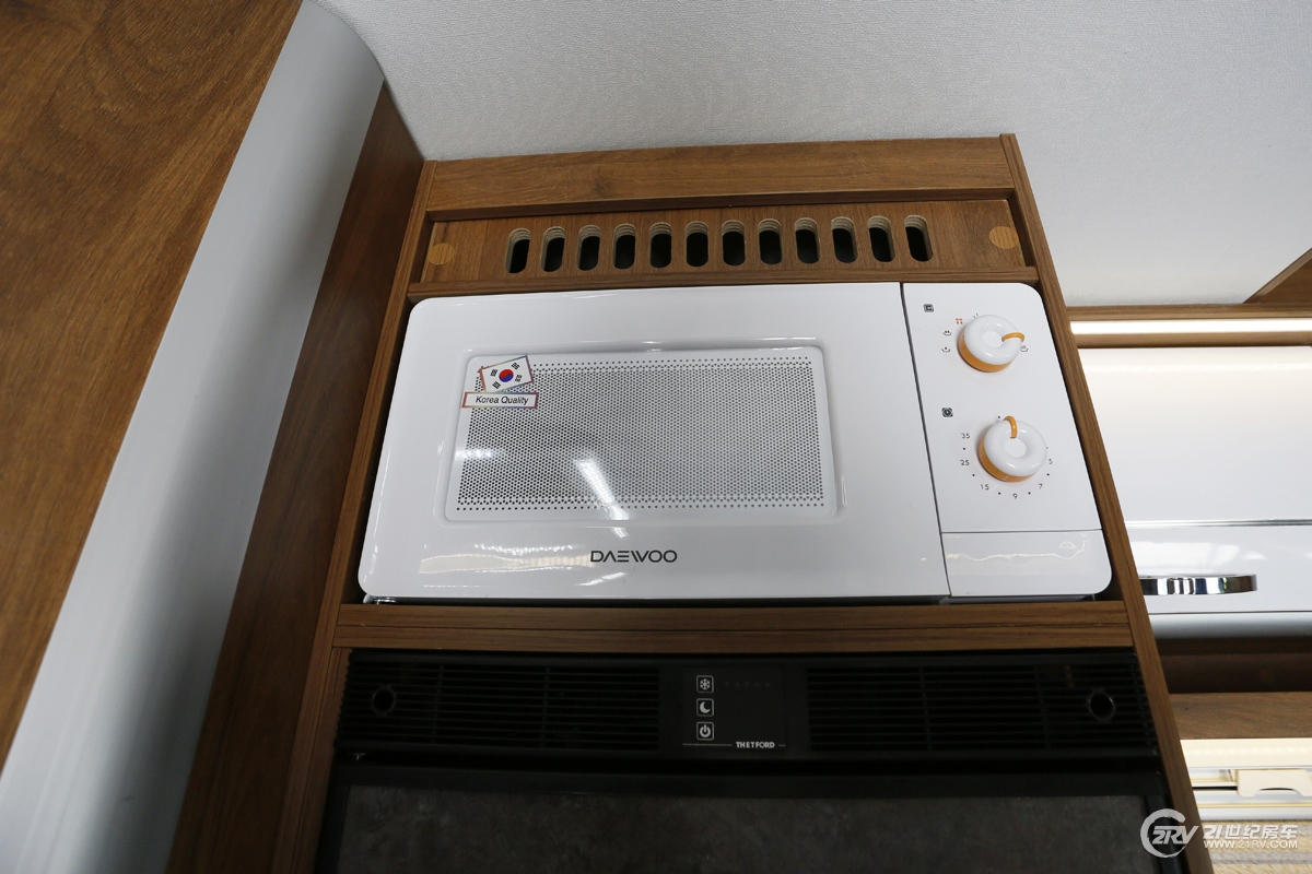 _E1A0816.jpg