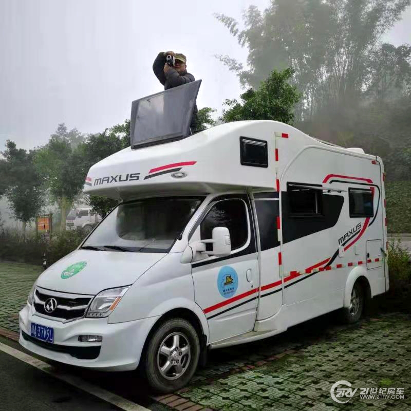DƬ1.jpg