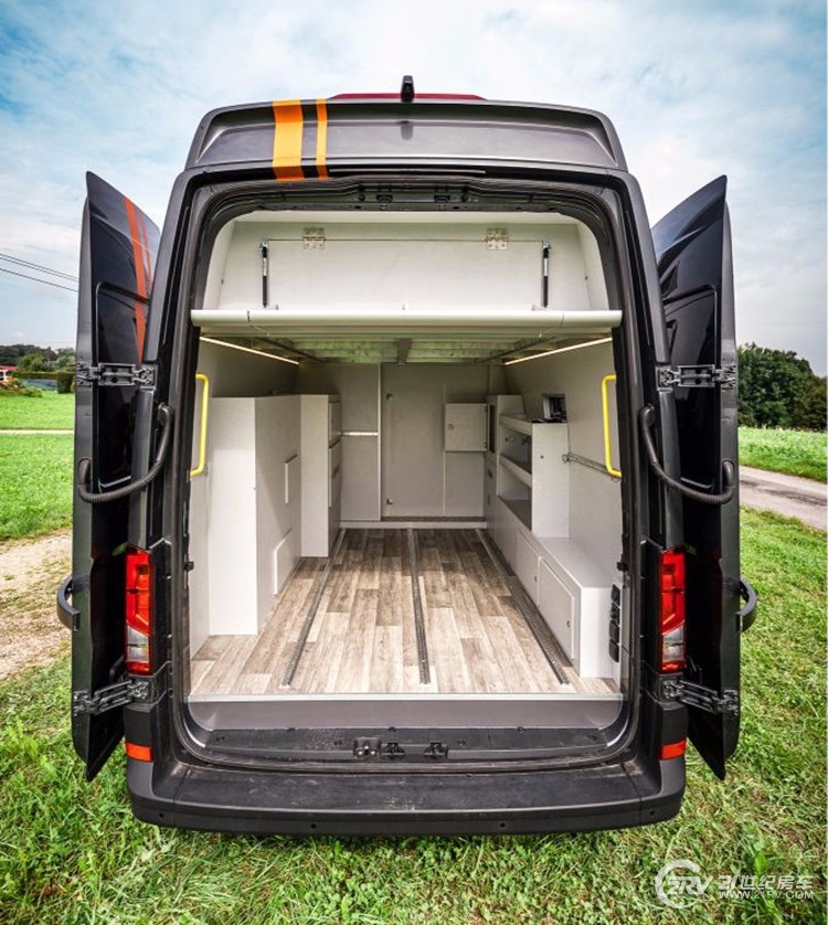 52-VR-Motorhome-MAN-4WD_.jpg