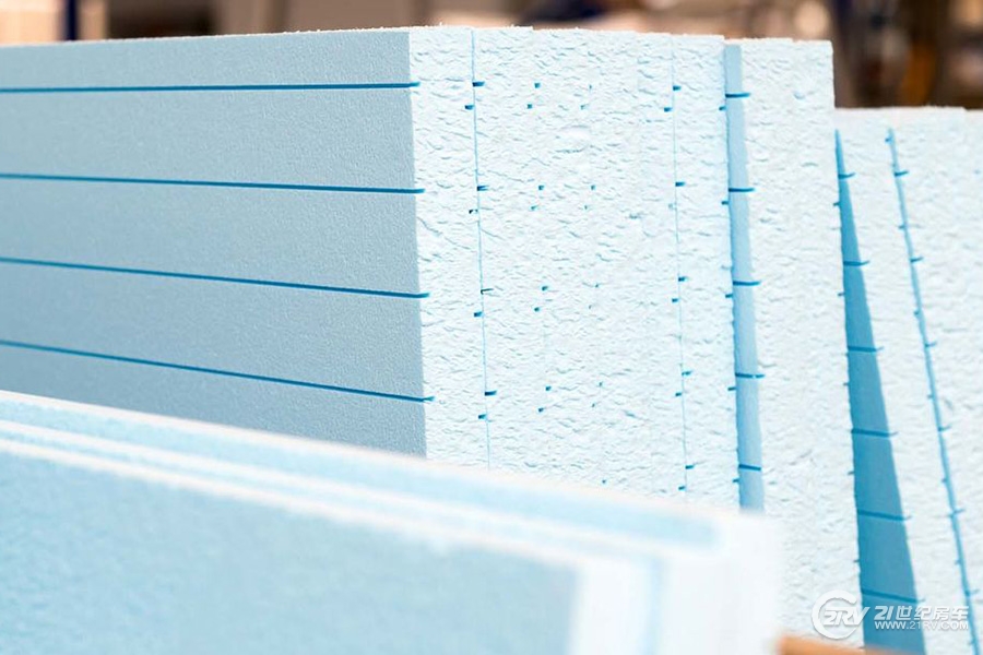 Das-Isoliermaterial-XPS-ist-zumeist-blau-eingefaerbt--169FullWidth-938abf44-1018355.jpg