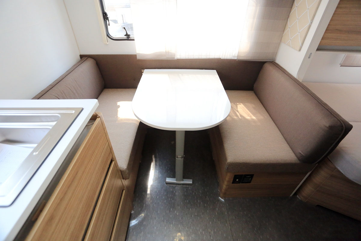 Altea  402PH-21.jpg