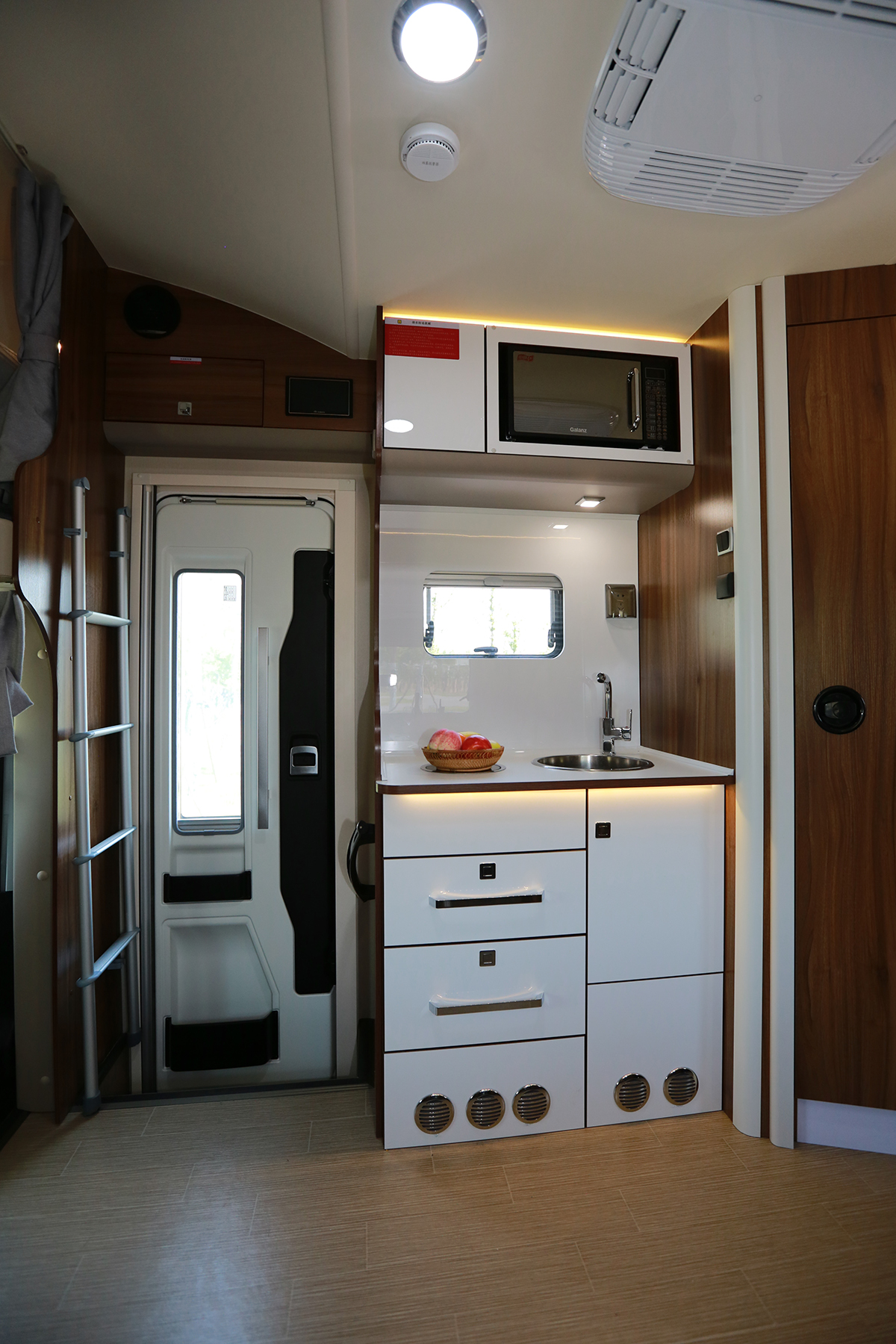 985A1277.jpg