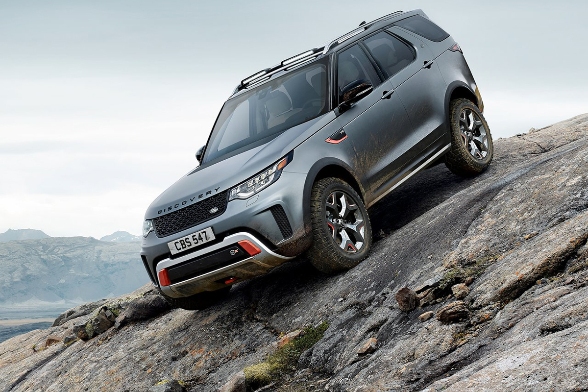 Land_Rover-Discovery_SVX-2018-1280-01.jpg