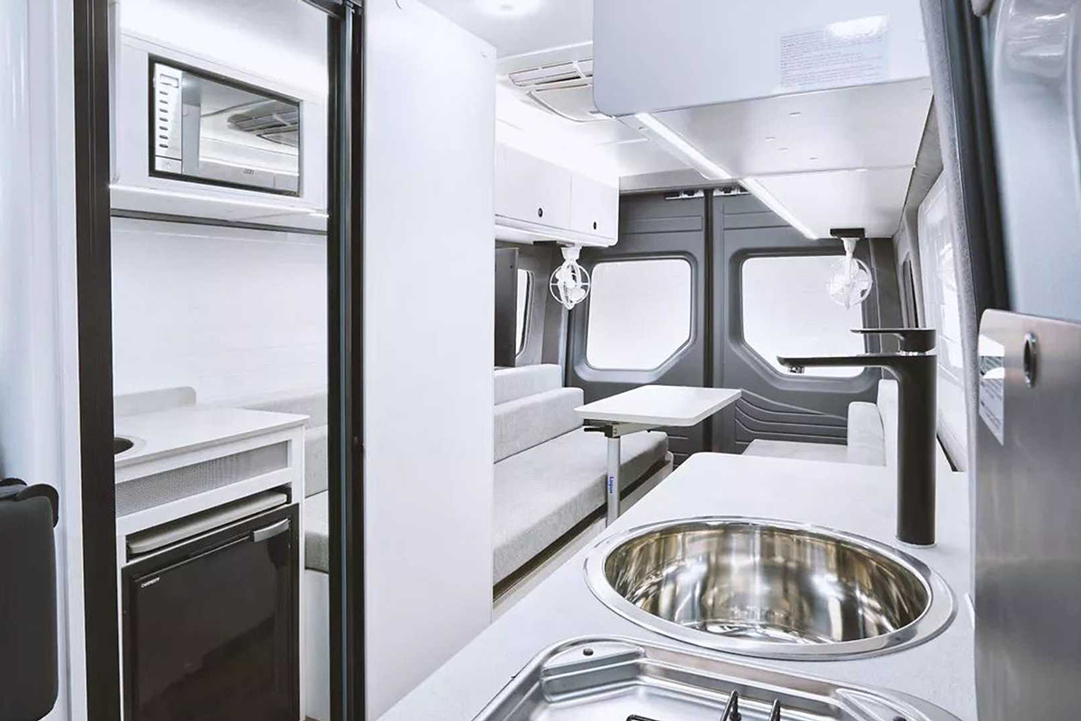 volkswagen-crafter-kampervan (4).jpg