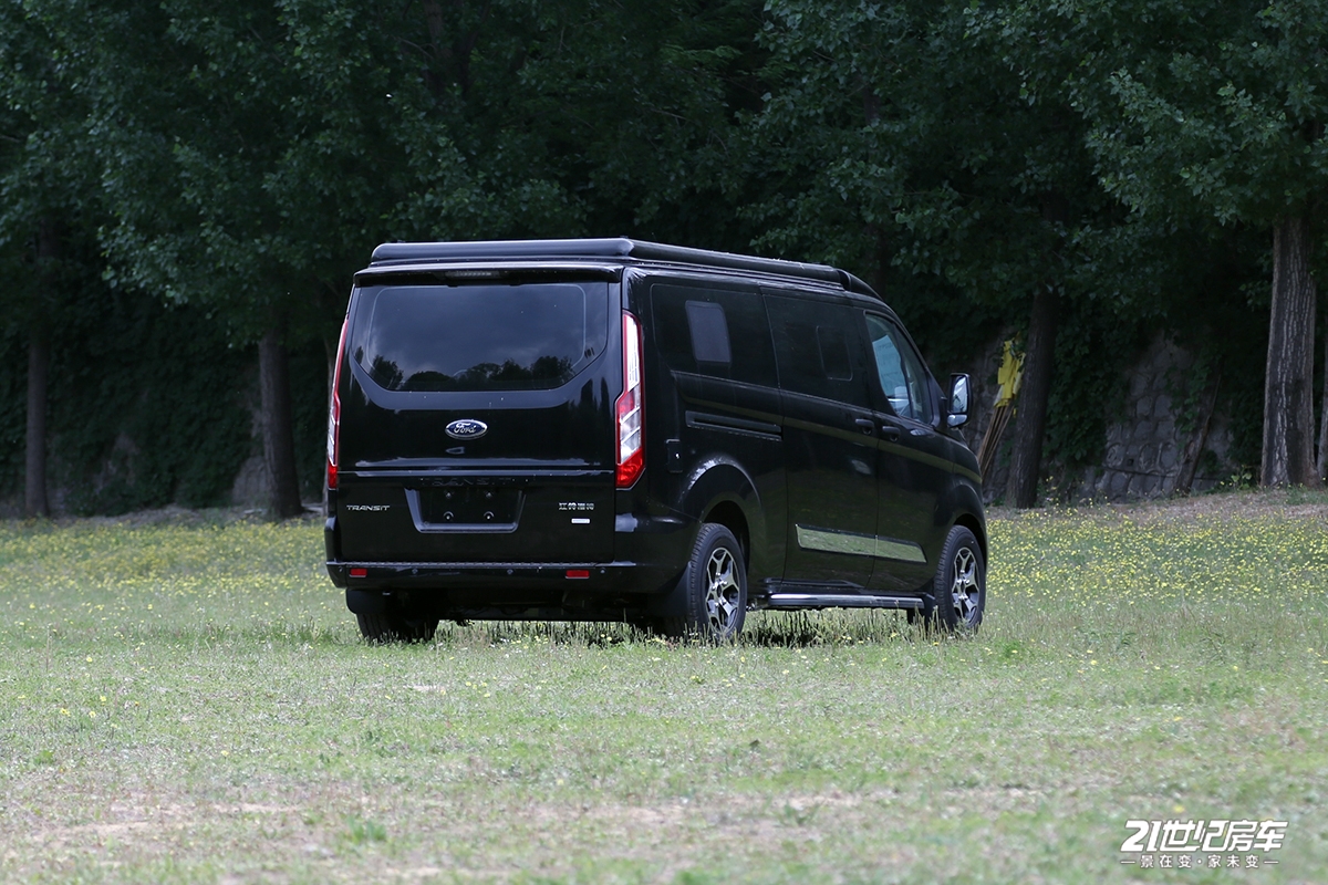 2E1A1439.JPG