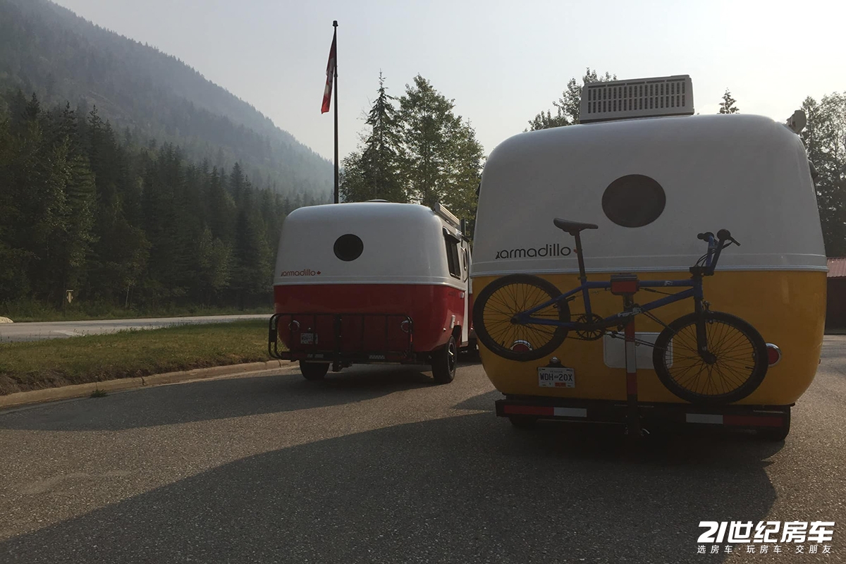 fiberglass-armadillo-camper-is-a-flagship-for-ultimate-resistance-to-the-off-grid-world_6.jpg
