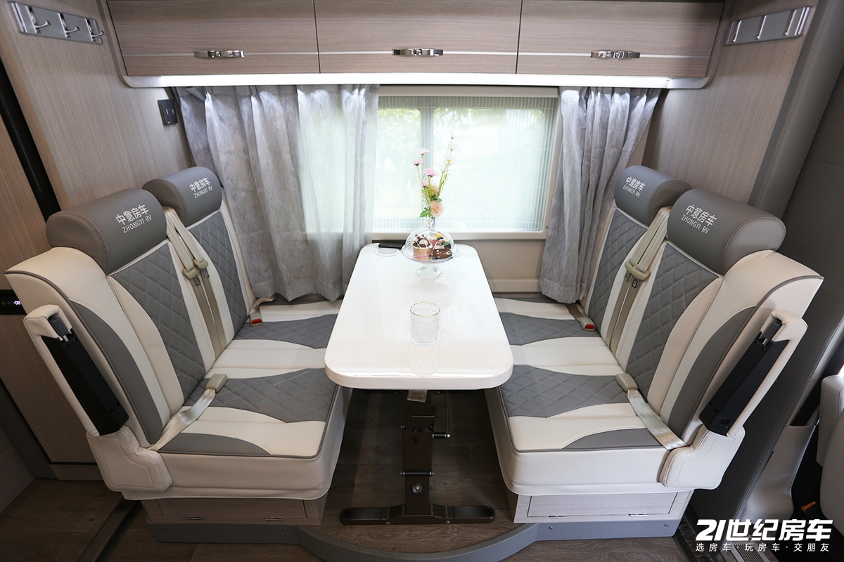2E1A3803.JPG