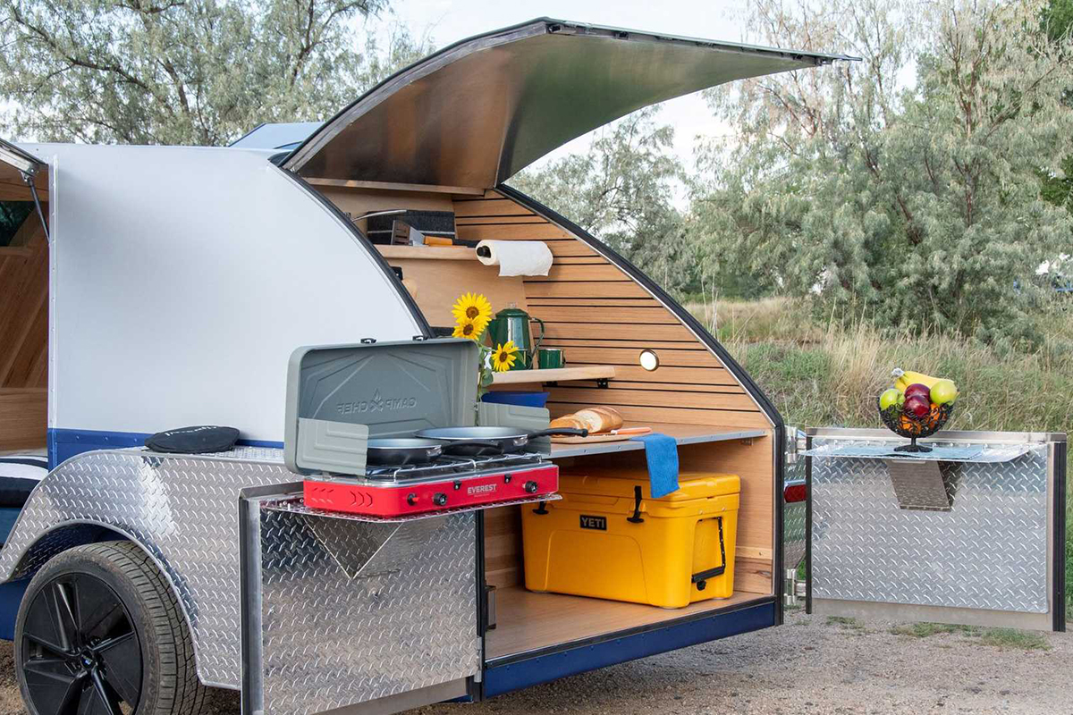 the-boulder-teardrop-camper-for-evs (4).jpg